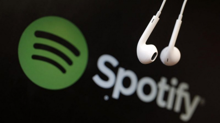 Serviciile de streaming generează aproape jumătate din încasările din industria muzicală globală