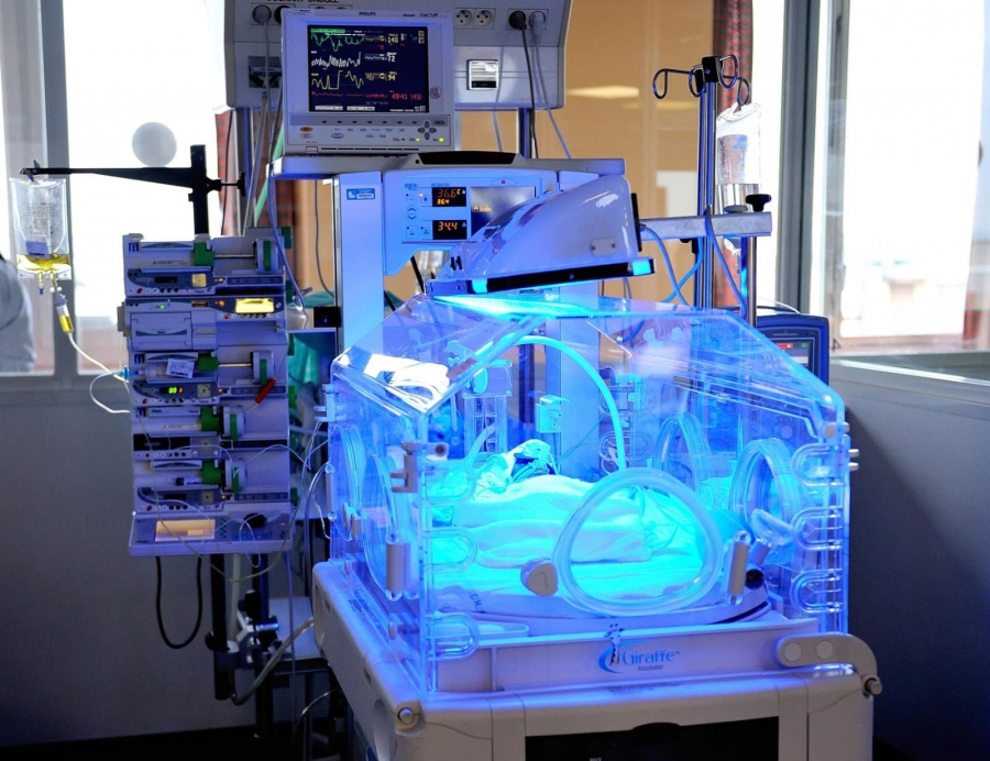 Spitalul Judeţean Galaţi dotat cu echipamente medicale moderne pentru nou-născuţi
