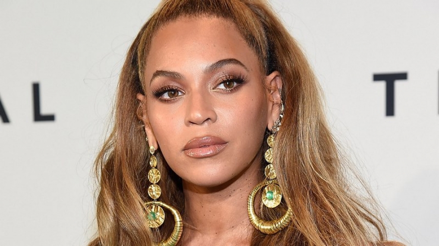 Beyonce lucrează la un album nou, care va avea ca temă drepturile femeilor