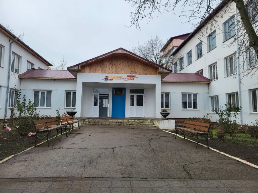 Gimnaziul Vărvăreuca s-a înfrăţit cu Şcoala „Româno-Britanică” din Galaţi