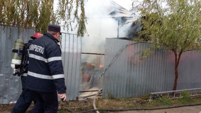 Incendiu la Fileşti din cauza unei sobe cu improvizaţii
