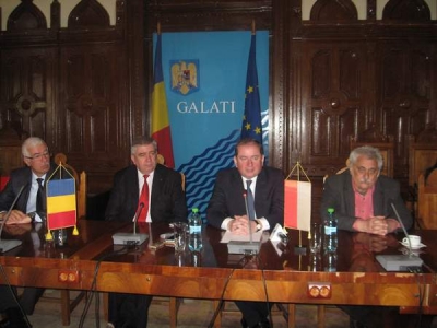Vis al Ambasadorului Poloniei: Revitalizarea coridorului Nord-Sud dintre Marea Neagră şi Marea Baltică