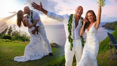 Actorul Dwayne Johnson s-a căsătorit în secret, în Hawaii