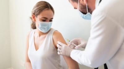 Galaţi: Peste 100 de vaccinări anti-COVID în cabinetele medicilor de familie, într-o singură zi