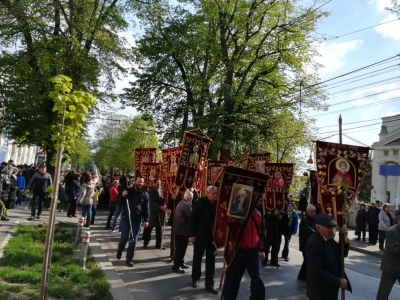 Pelerinajul de Florii a umplut străzile Galaţiului de credincioşi