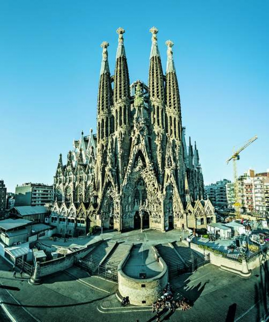 Sagrada Familia, cea mai înaltă catedrală din Europa