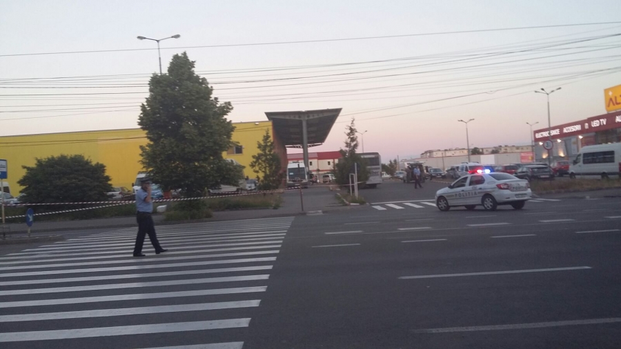 Colect suspect în Micro 21. Sunt aşteptaţi geniştii