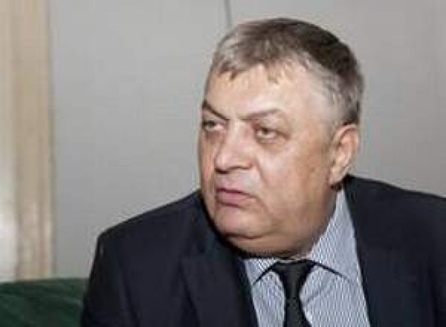 Fostul consilier judeţean Mircea Cadar va afla după vacanţa judecătorească dacă ajunge sau nu după gratii