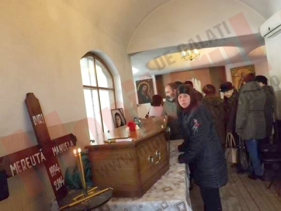 Tânăra ucisă în Franţa a fost repatriată şi adusă la Galaţi