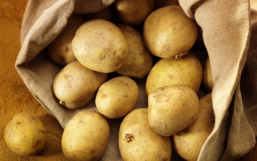 Rata inflaţiei a crescut în februarie la 3,8%: Cartofii sunt campionii scumpirilor, cu 21% faţă de decembrie