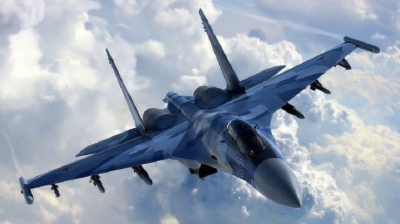 Avionul militar ucrainean, interceptat şi aterizat la Bacău, a părăsit spaţiul aerian al României