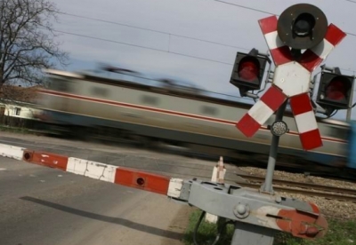 Amenzi de peste 20.000 lei, în 3 ore, la trecerile de cale ferată