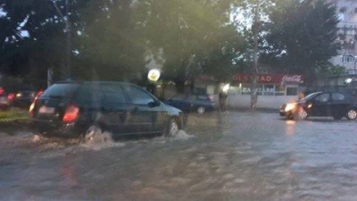 Galaţiul, inundat! Se iau măsurile impuse în situaţiile de urgenţă
