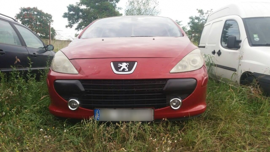 Autoturism căutat în Spania, depistat la P.T.F. Oancea