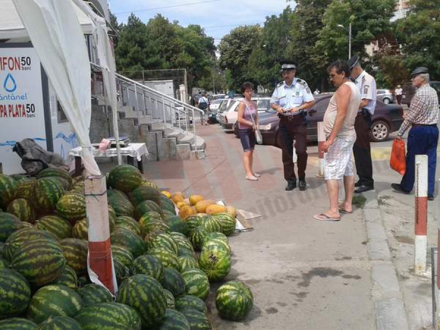 Tone de pepeni stropiţi cu motorină