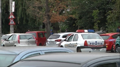 Atac cu săbii, bâte şi sticle incendiare, oprit în ultima clipă de poliţişti