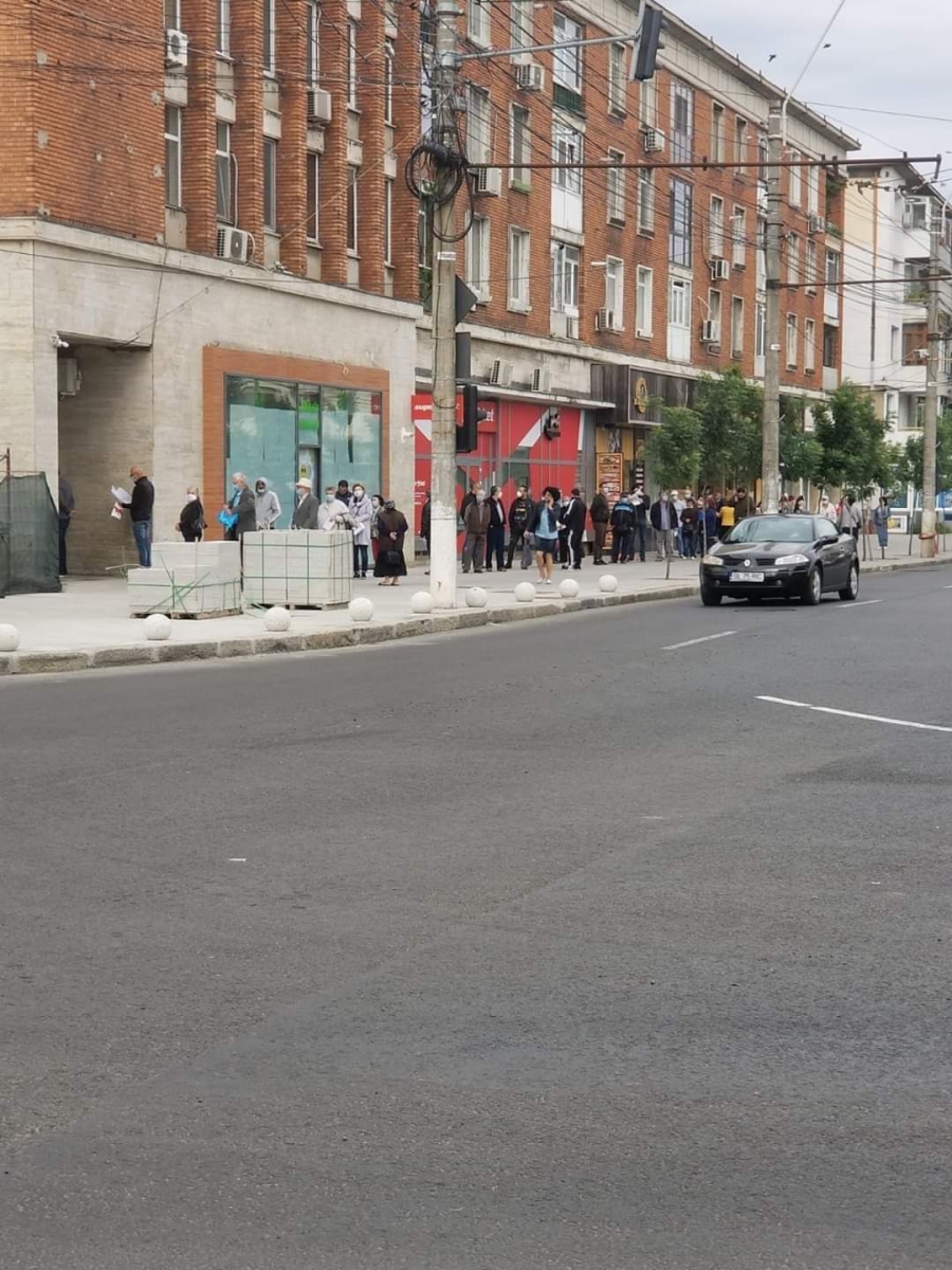 VIDEO: Buluc la plata impozitelor. Primăria face apel la responsabilitate