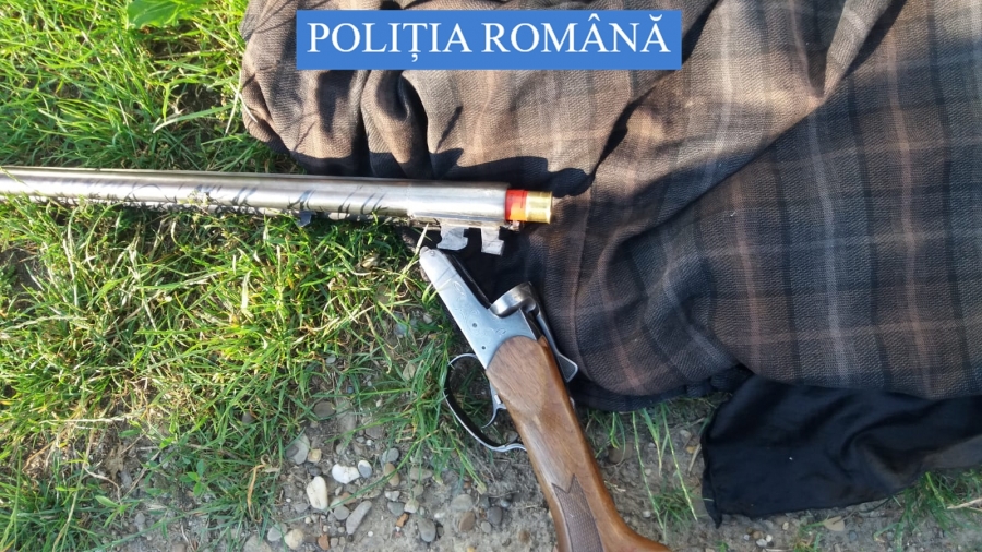 Prinși după ce au atacat un pădurar și i-au luat arma