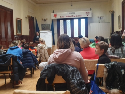 Refugiaţii ucraineni învaţă limba română la Galaţi, la Bibliotecă
