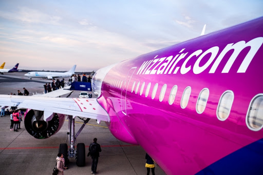 Wizz Air este executată silit pentru discriminarea angajaţilor săi