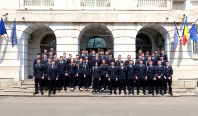 Galaţi: O nouă promoţie de poliţişti, în folosul comunităţii!