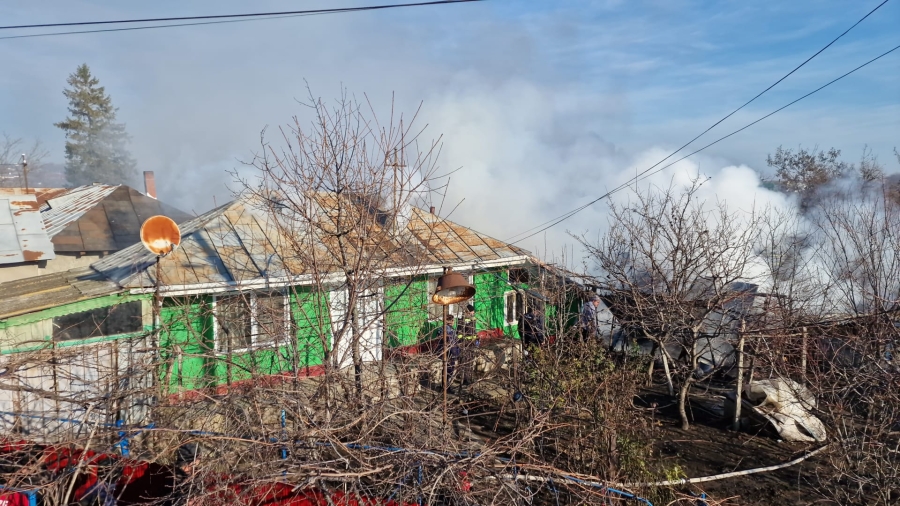 Incendiu mortal la Vârlezi (FOTO)