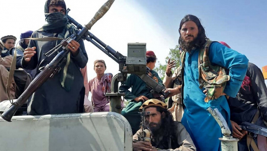 Facebook interzice orice conţinut care are legătură cu talibanii