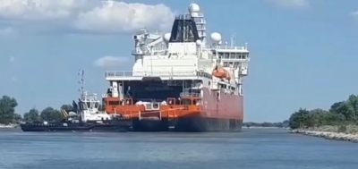 VIDEO: Spărgătorul de gheaţă construit de Şantierul Naval DAMEN Galați, scăpat de sub control pe braţul Sulina