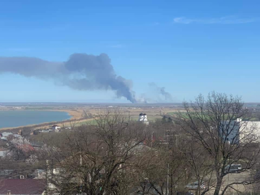 Fum din Ucraina deasupra Galaţiului