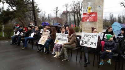 Protest inedit pentru un cinematograf la Galaţi