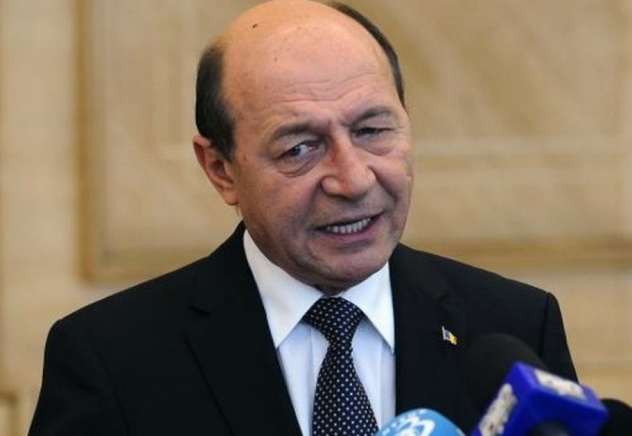 Băsescu propune desfiinţarea Academiei de Ştiinţe ale Securităţii Naţionale