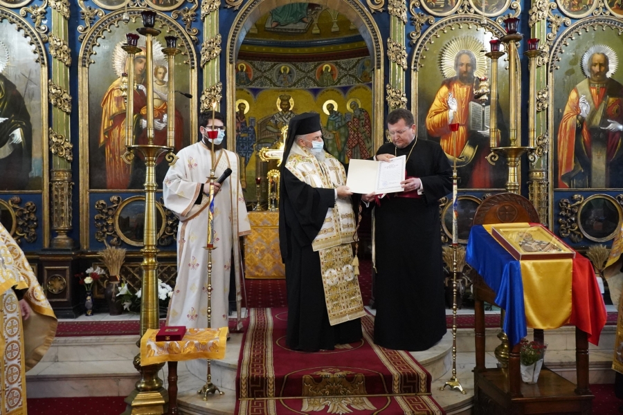 Preotul Valentin Rădoi, noul protoiereu de Galaţi