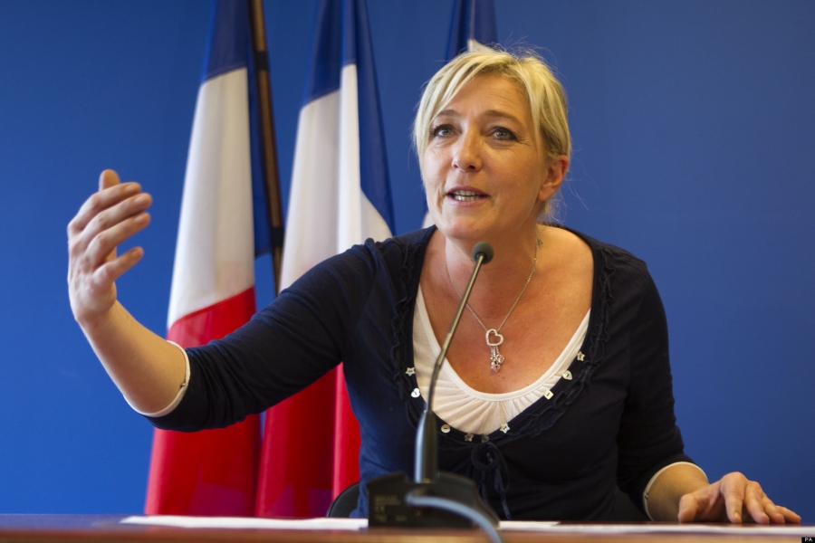 Marine Le Pen dă în judecată oficiali din Parlamentul European şi OLAF