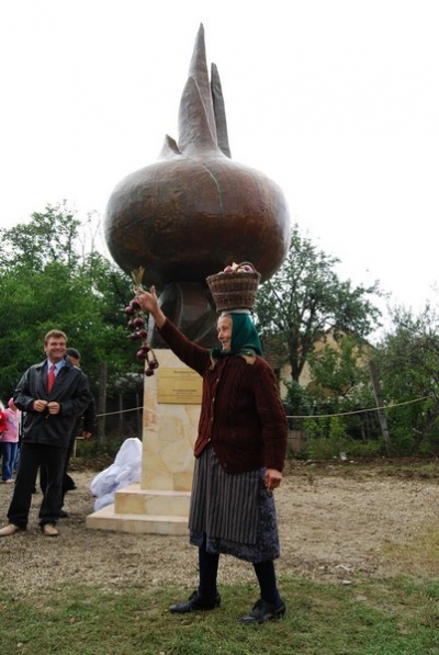 Cel mai mare monument dedicat cepei se află în Sălaj