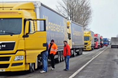 Protest al transportatorilor împotriva abuzurilor de pe piaţa asigurărilor RCA