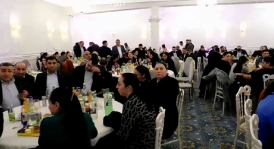Nuntă cu 140 de invitaţi, spartă de poliţişti (VIDEO)