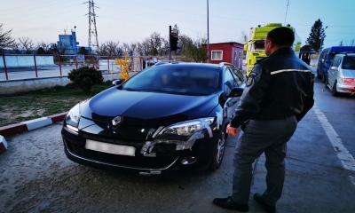 Autoturism semnalat furat din Belgia oprit la frontiera cu Republica Moldova - Regional