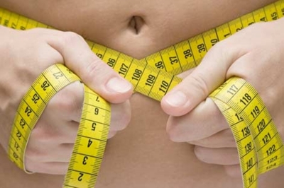 Creşterea în greutate la începutul vârstei adulte stimulează riscul de apariţie a unor complicaţii metabolice