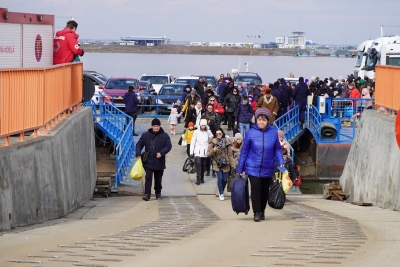 La Galaţi a început eliberarea permiselor de protecţie temporară pentru persoanele refugiate din Ucraina