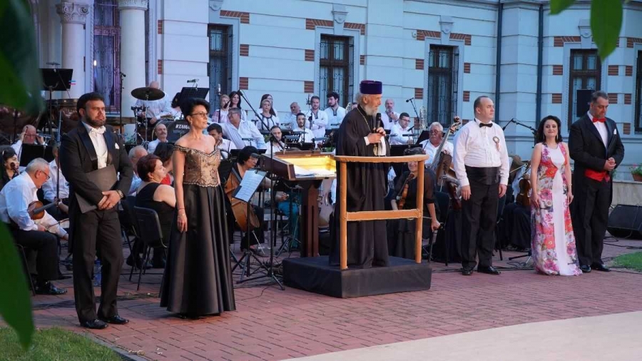 Concert dedicat Drapelului Naţional şi Dunării, la Muzeul eparhial din Galaţi