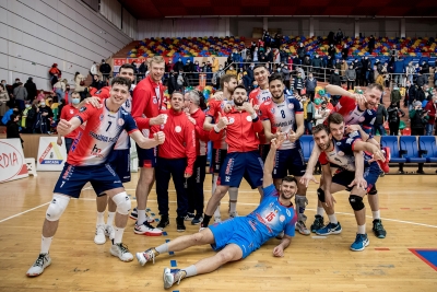 CSM Arcada Galaţi s-a calificat miraculos în sferturile de finală din CEV Cup