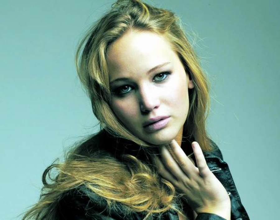 Jennifer Lawrence s-a despărţit de Chris Martin