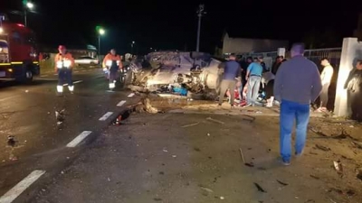 Accident cumplit pe DN 25: 2 morţi şi 3 răniţi