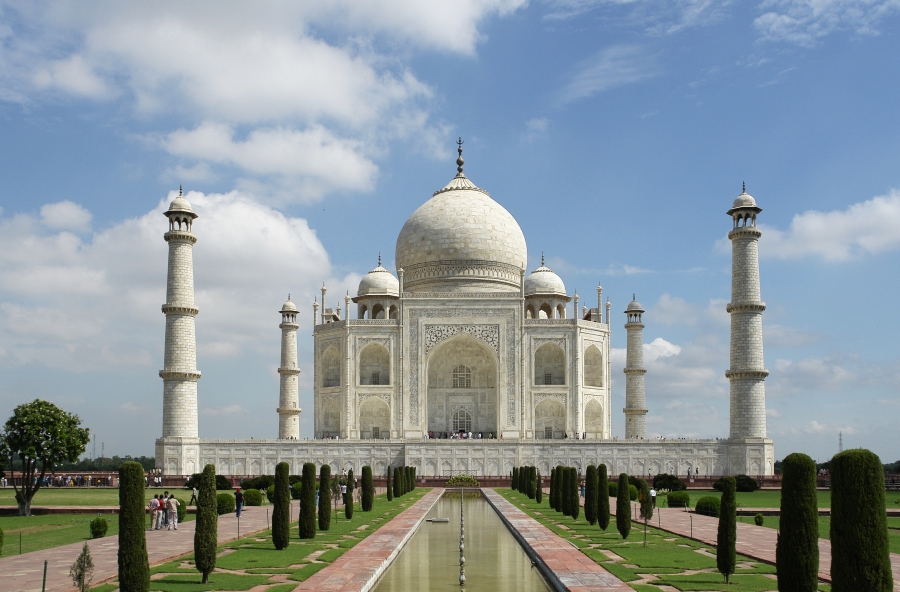 Taj Mahal-ul, avariat de o serie de furtuni puternice