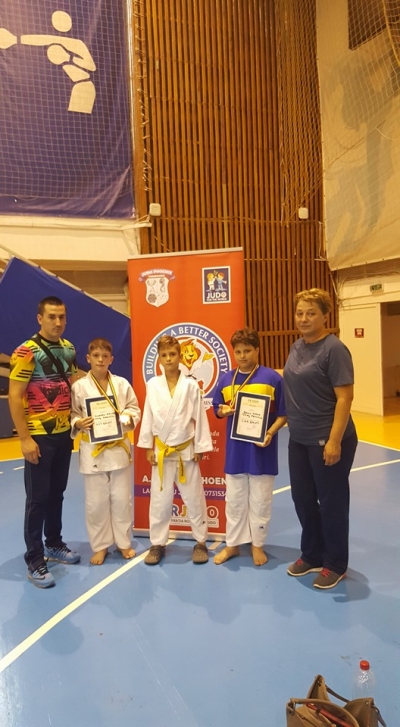 Judoka de la CSS Galaţi au adus aur şi argint de la Naţionale