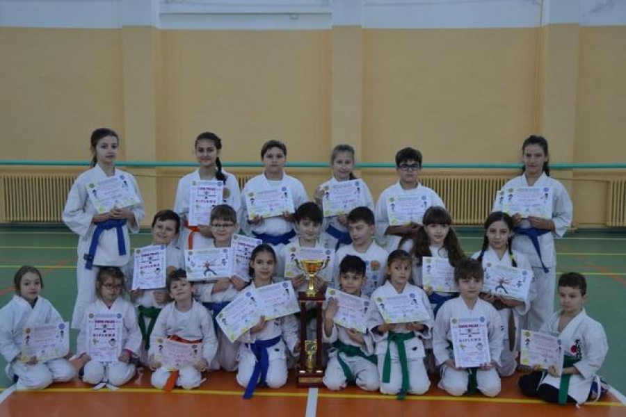 Micii karatişti de la Meikyo, Kodo şi Karate Club s-au calificat pentru finală. Cupa Palas a fost „furată” de Meikyo