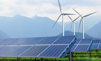 Apel finanţat prin PNRR: Peste 450 milioane de euro pentru producţie de energie din surse regenerabile (eolian şi solar)
