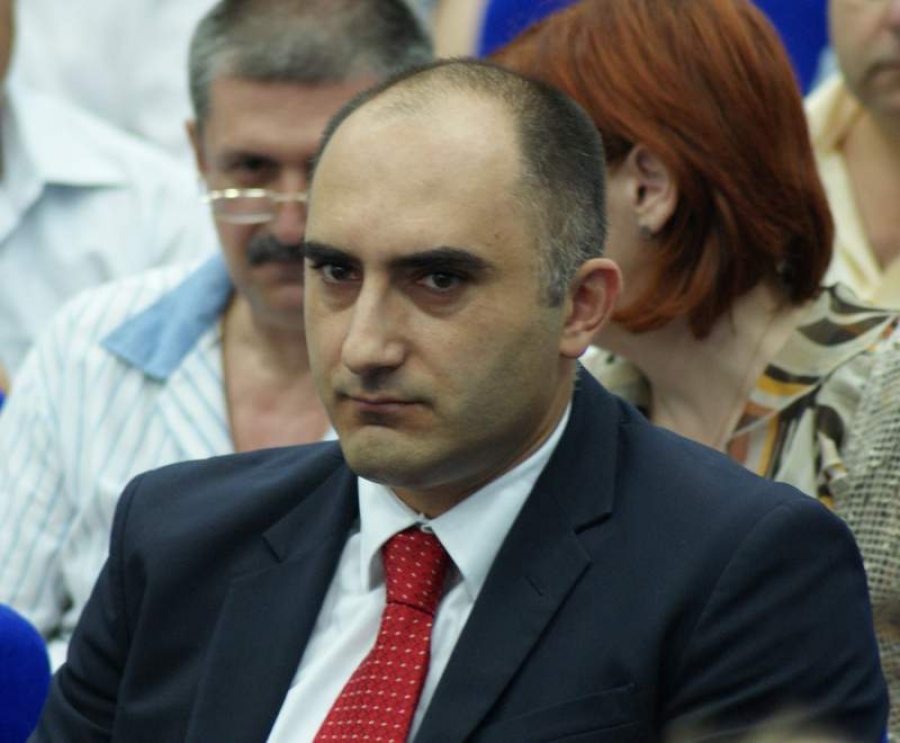 Fostul vicepreşedinte al CJ Brăila, condamnat pentru conflict de interese şi fals în declaraţii
