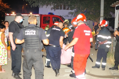 Incendiu într-un bloc din Micro 40