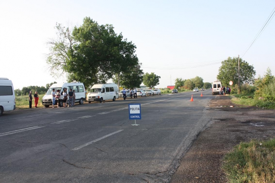 Amendă record - 9.000 de lei pentru conducerea unui microbuz supraaglomerat